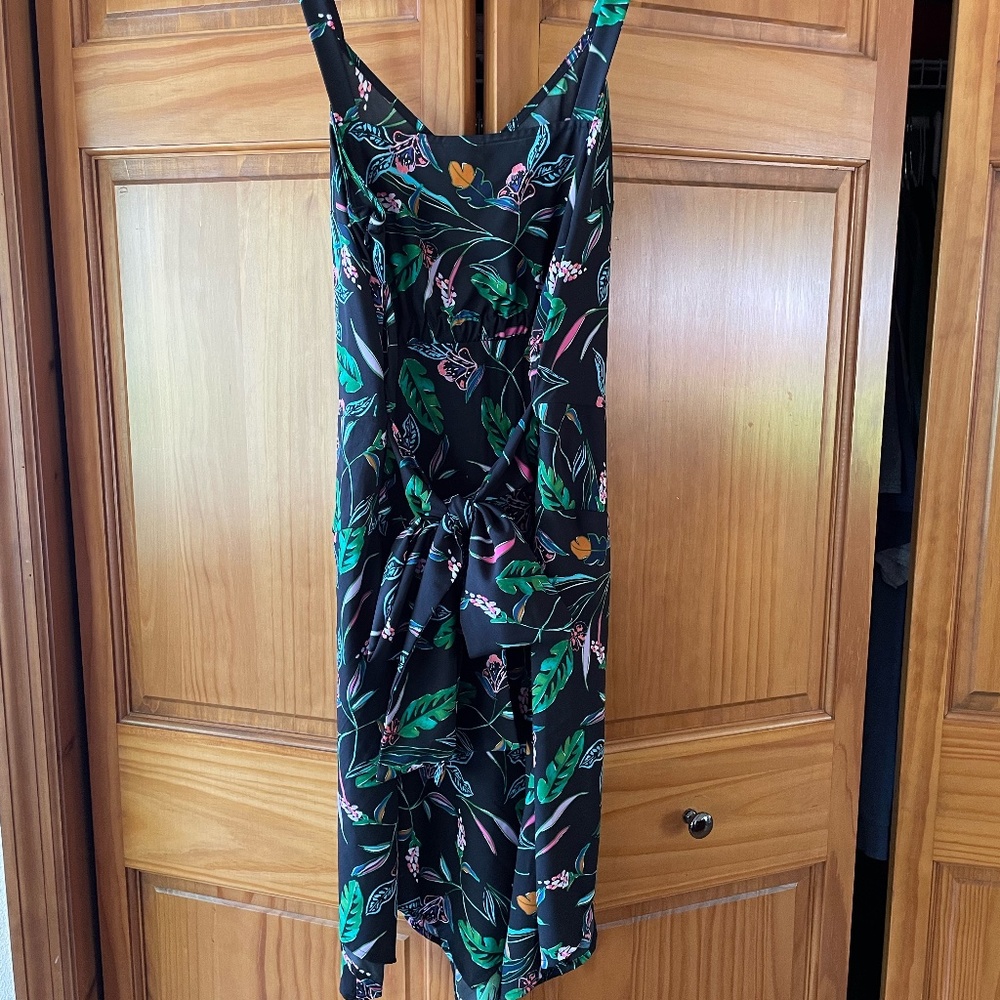 A New Day Floral/Tropical Slightly Above Knee Dress